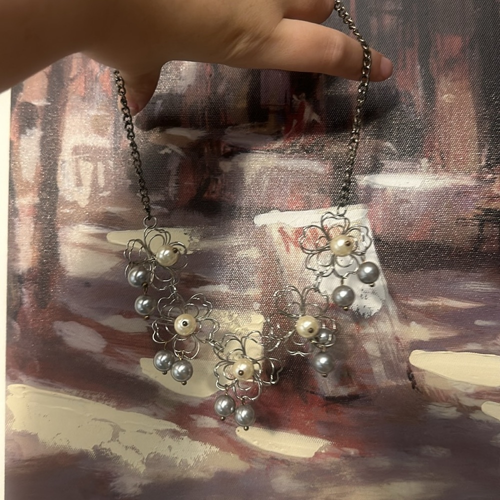 Designed Necklace - Picture 2 of 5
